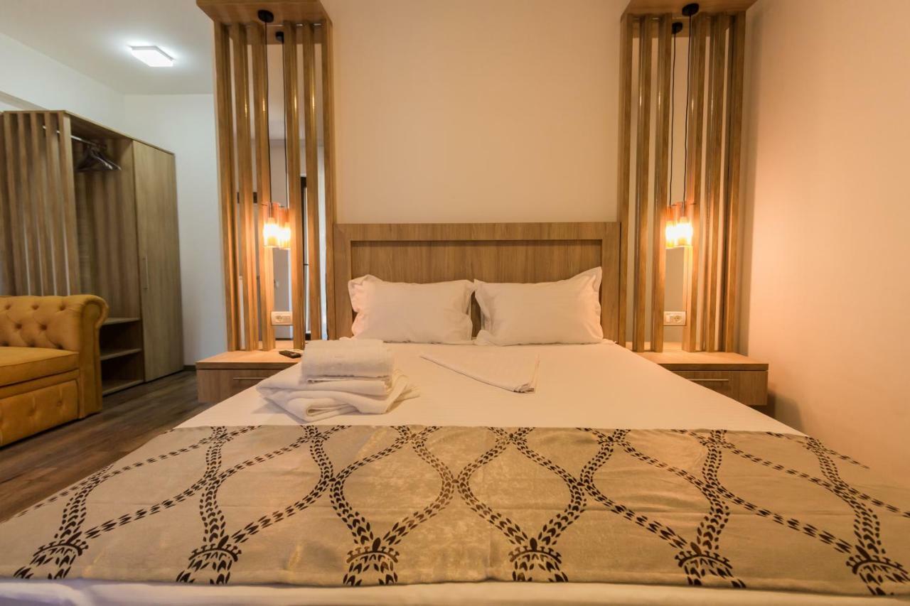 Viilalac Hotell Venus Exteriör bild